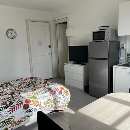 ヴィッテルStudio Meuble Et Lumineux 20M2アパートメント エクステリア 写真